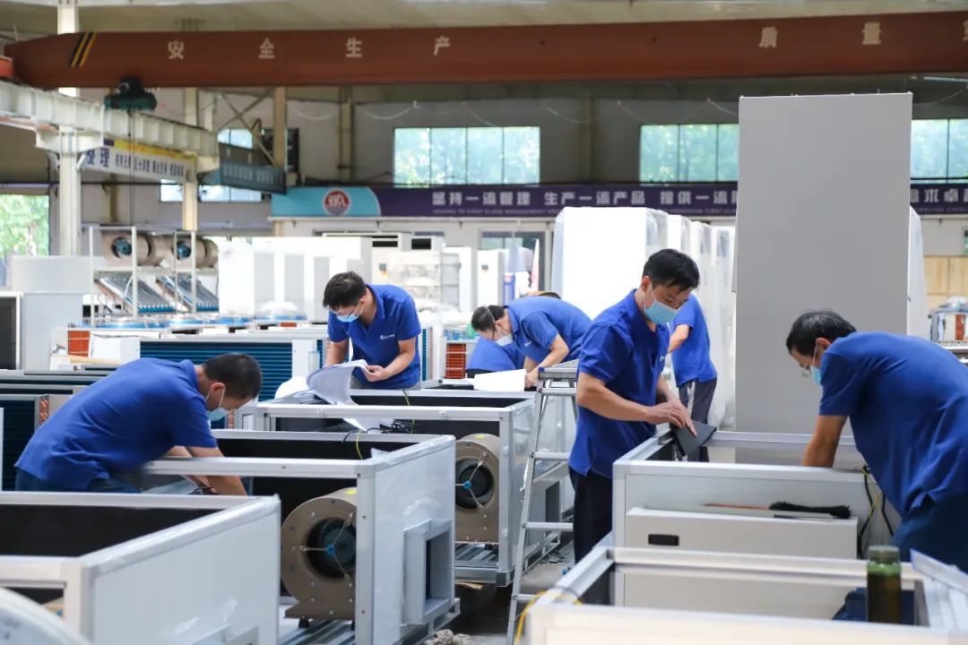 八月中秋促生产 黄金九月加班忙